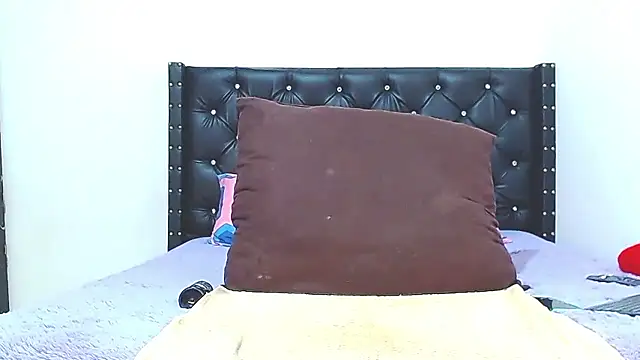 AnySugar online show from January 14, 7:41 pm