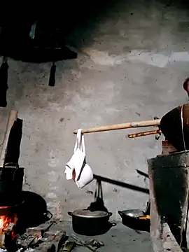 xuxulovezz online show from March 26, 12:00 pm