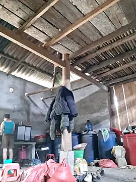 xuxulovezz online show from April 15, 4:41 am