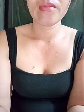 Snapshot of Smile-sexy chatting on October 28, 5:11 am Smile-sexy online show from October 28, 5:11 am