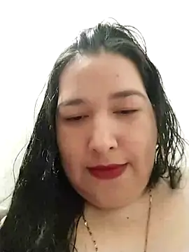 rossiteylor online show from September 26, 5:17 pm