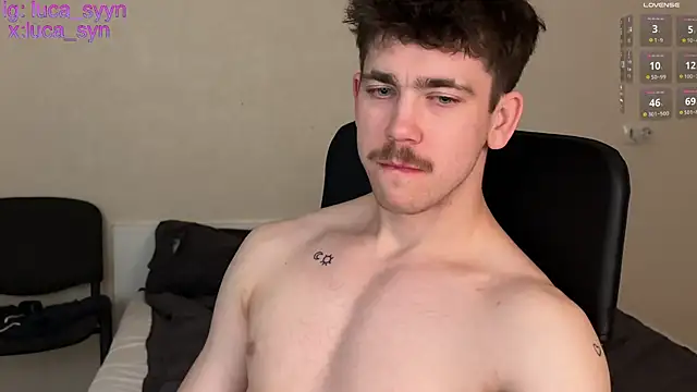 Snapshot of luca_syn chatting on May 1, 10:14 pm luca syn online show from May 1, 10:14 pm