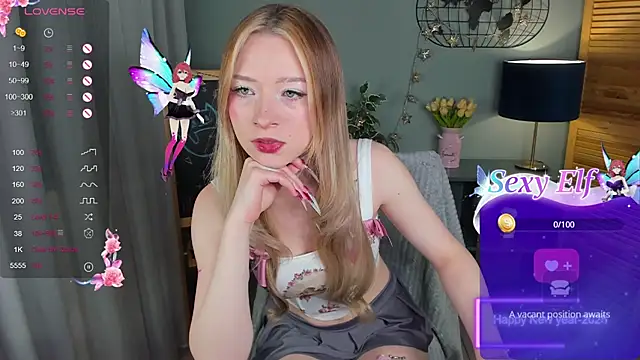 Snapshot of elliupp chatting on June 3, 5:07 pm elliupp online show from June 3, 5:07 pm