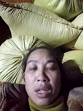 Snapshot of vtmbae chatting on February 4, 10:26 pm vtmbae online show from February 4, 10:26 pm