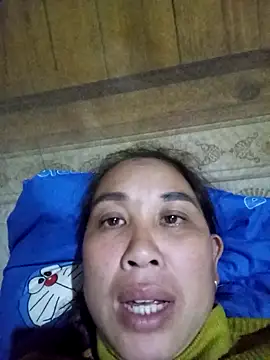 Snapshot of vtmbae chatting on February 17, 11:50 am vtmbae online show from February 17, 11:50 am