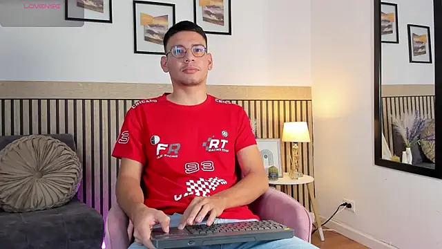 marcuswildx online show from September 24, 10:13 pm