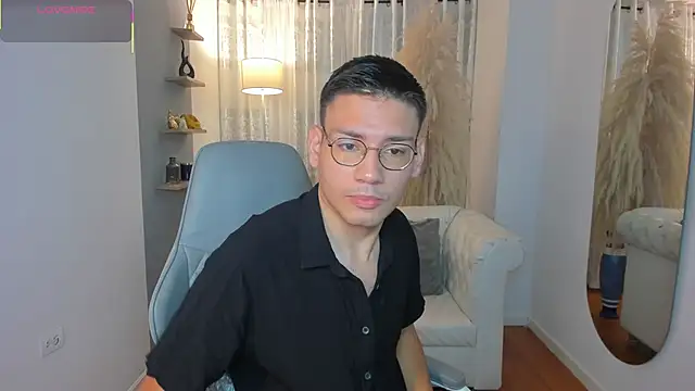 marcuswildx online show from October 2, 11:17 am