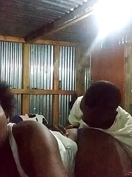 Snapshot of l4_love chatting on April 17, 8:12 pm l4 love online show from April 17, 8:12 pm