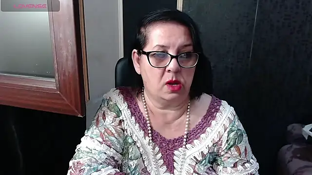 Snapshot of MissSanjanne chatting on May 22, 5:14 am MissSanjanne online show from May 22, 5:14 am