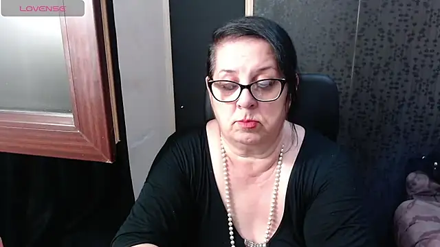 Snapshot of MissSanjanne chatting on July 2, 11:22 pm MissSanjanne online show from July 2, 11:22 pm