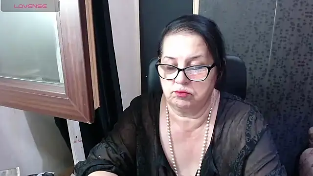 Snapshot of MissSanjanne chatting on July 18, 8:45 pm MissSanjanne online show from July 18, 8:45 pm