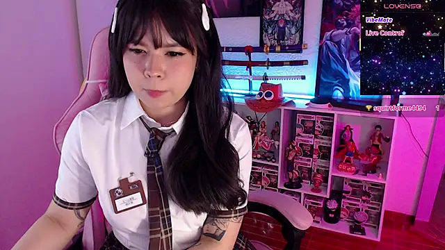 Snapshot of AnnieHikari chatting on October 24, 8:38 pm AnnieHikari online show from October 24, 8:38 pm