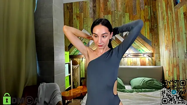 Elliizabeth online show from September 26, 5:44 am