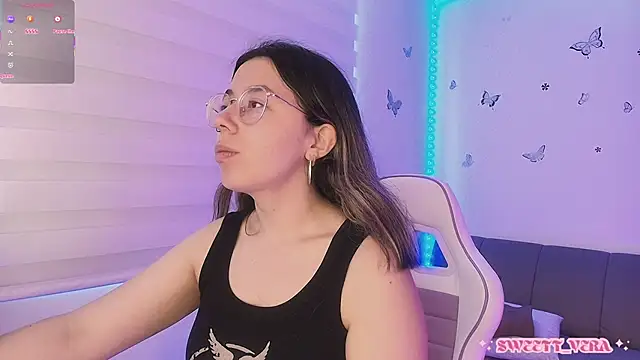 sweettvera online show from April 12, 1:05 pm