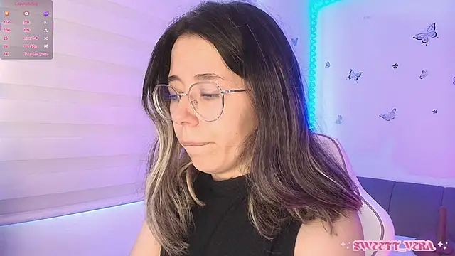 sweettvera online show from April 16, 1:12 pm