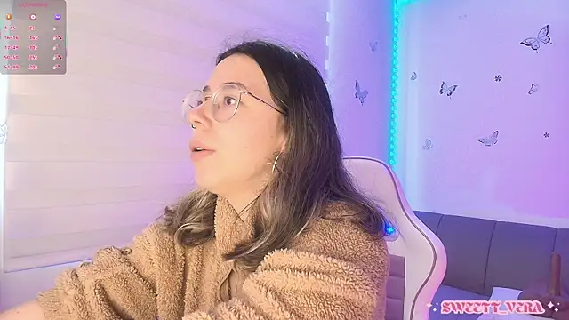 sweettvera online show from April 17, 1:36 pm