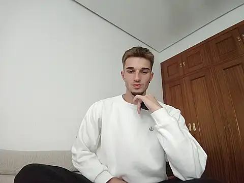 jorgeereyy online show from October 21, 3:35 pm