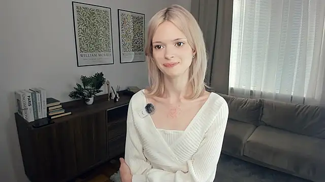 LaureMestler online show from September 30, 9:03 am