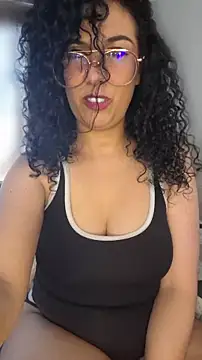 Snapshot of LondonHilton chatting on February 23, 3:09 pm LondonHilton online show from February 23, 3:09 pm