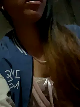 Snapshot of Suki_babyy chatting on October 22, 11:26 pm Suki babyy online show from October 22, 11:26 pm