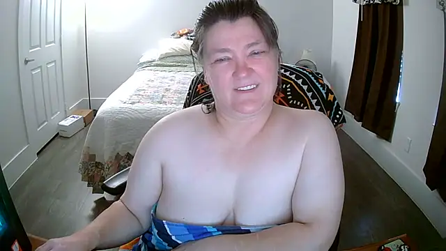 Buggy1965 online show from October 14, 3:02 pm