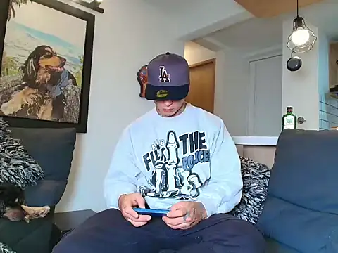 Marko Toro   online show from October 2, 2:18 am