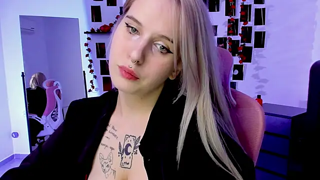 IngannaMorte online show from October 4, 4:05 pm