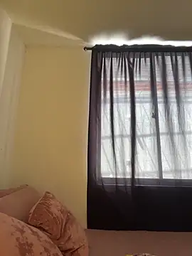 IsabellaJoness  online show from February 12, 5:41 pm