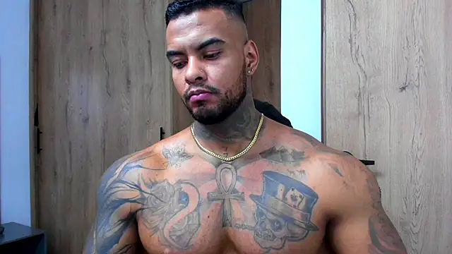Snapshot of binmontana_ chatting on July 26, 12:12 pm binmontana online show from July 26, 12:12 pm