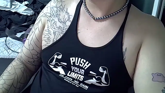 Snapshot of CAOSLOAD chatting on October 24, 4:14 pm CAOSLOAD online show from October 24, 4:14 pm