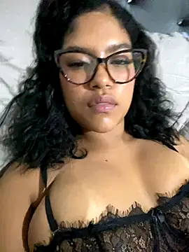 miiabrown18 online show from November 13, 2:10 am