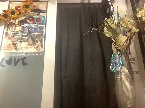 blondebarbiebae online show from April 10, 5:12 am