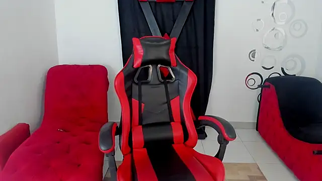 Snapshot of Skarleth_Latin chatting on October 1, 12:33 pm Skarleth Latin online show from October 1, 12:33 pm