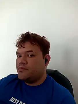 big bearr online show from April 22, 7:48 pm