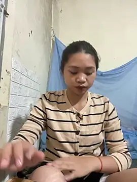 Snapshot of Mayy1 chatting on June 5, 3:13 am Mayy1 online show from June 5, 3:13 am