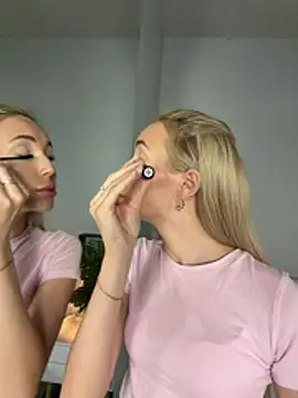 MaryDavies online show from March 30, 6:58 am