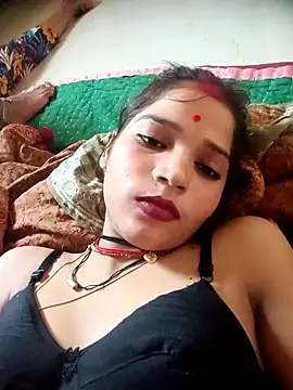 Snapshot of Mahek_love143 chatting on May 31, 10:55 am Mahek love143 online show from May 31, 10:55 am