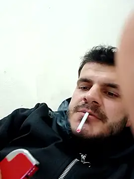 Snapshot of kadiirsekercii chatting on January 18, 5:28 pm kadiirsekercii online show from January 18, 5:28 pm