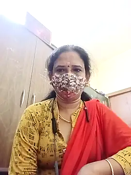 Snapshot of tamil_Boomika chatting on May 11, 12:27 am tamil Boomika online show from May 11, 12:27 am
