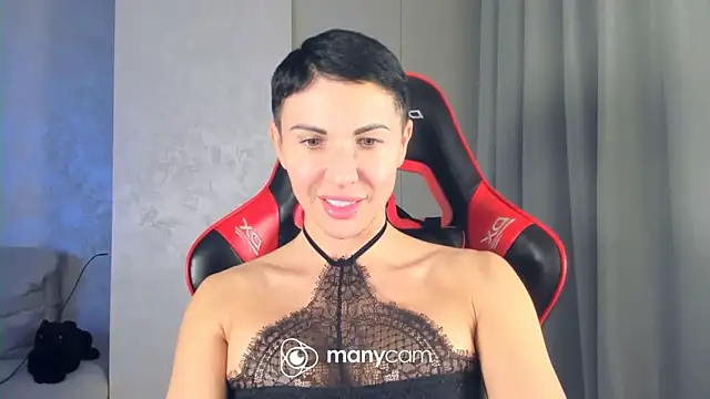 Snapshot of Angel_iam chatting on April 30, 5:52 pm Angel iam online show from April 30, 5:52 pm