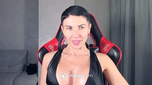 Snapshot of Angel_iam chatting on May 9, 5:51 pm Angel iam online show from May 9, 5:51 pm