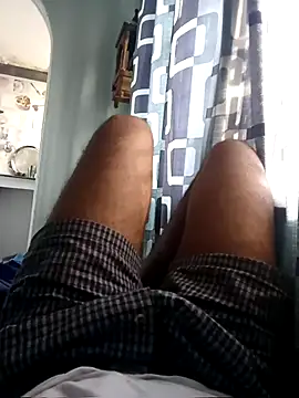 Snapshot of HolaPeeps chatting on September 24, 10:51 am HolaPeeps online show from September 24, 10:51 am