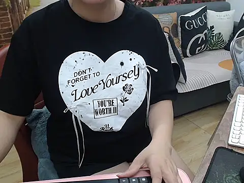 Lilya 39 online show from October 29, 3:20 am