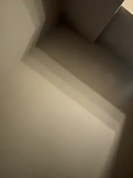 YeahhhitsBreezy online show from March 22, 7:23 am