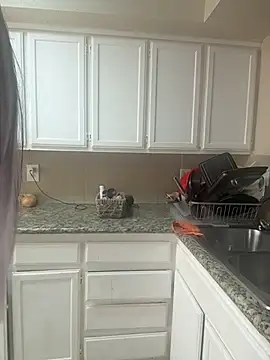 YeahhhitsBreezy online show from March 30, 12:00 am