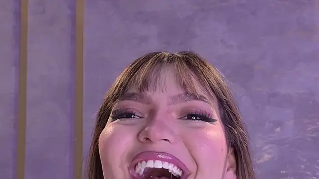 Samantha Hans online show from August 1, 8:41 pm