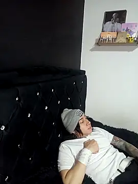 Iluromi online show from October 28, 4:20 pm