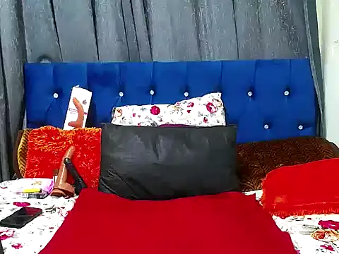 Snapshot of BustyBMWx chatting on October 2, 8:16 pm BustyBMWx online show from October 2, 8:16 pm