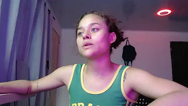 Snapshot of LittleCheerry69 chatting on October 20, 2:39 pm LittleCheerry69 online show from October 20, 2:39 pm