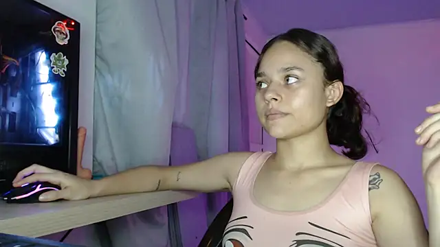 LittleCheerry69 online show from November 10, 6:51 pm